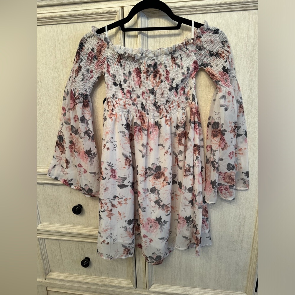 Off shoulder floral mini dress